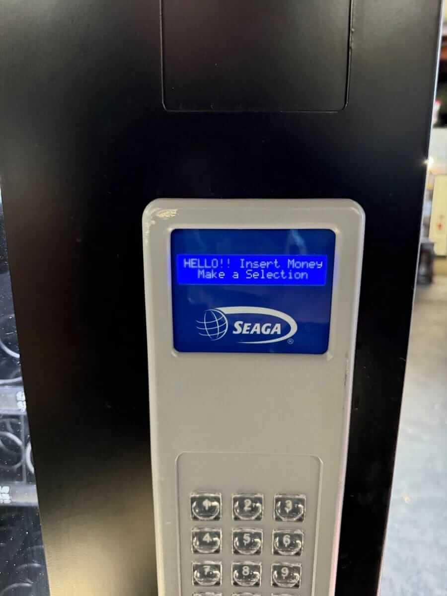 commercial-seaga-infinity-vending-machine