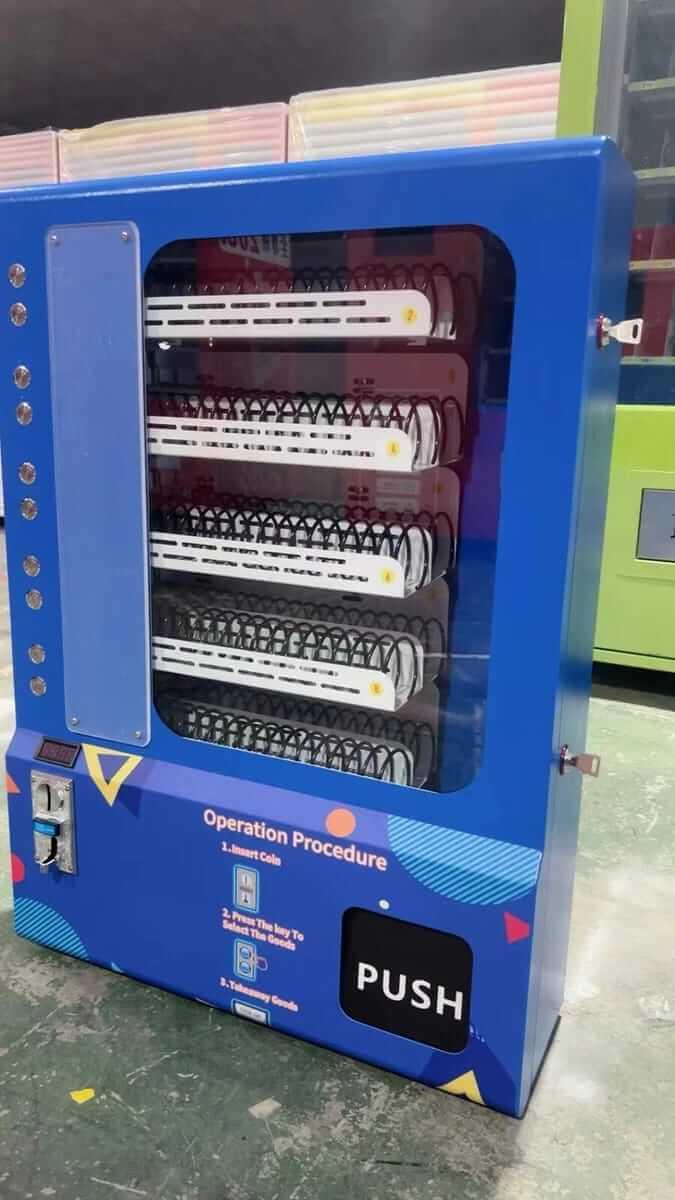 compact-mini-vending-machine